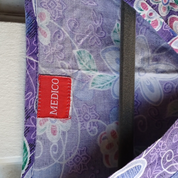 Medical Scrub Purple w/ Multi Colors 💜 and Floral Design XL - Picture 2 of 5